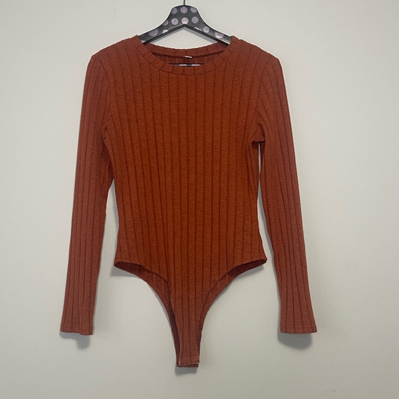Your Style Rust Orange Ribbed Long Sleeves Bodysuit Large - Picture 2 of 8